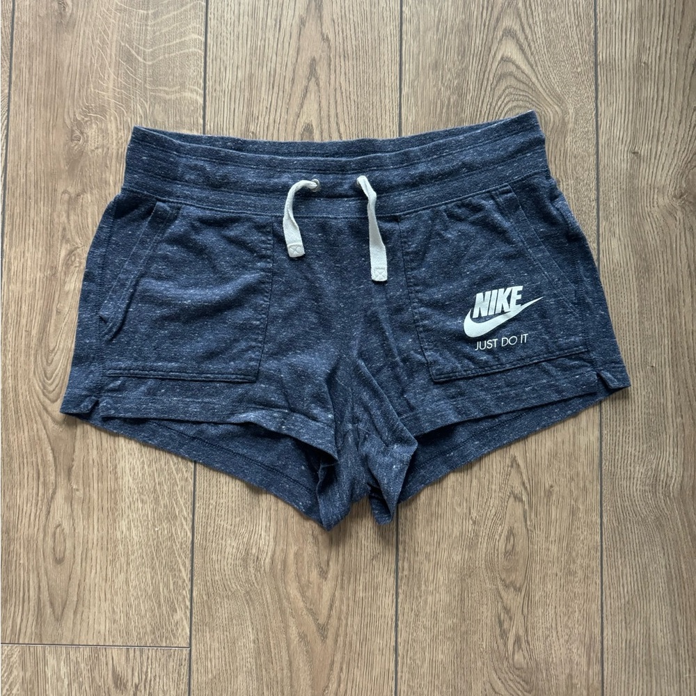 Nike vintage gym short